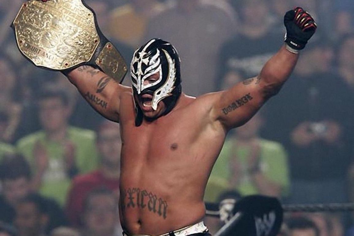 Rey Mysterio Career: How Long Has Been The Superstar Wrestling?