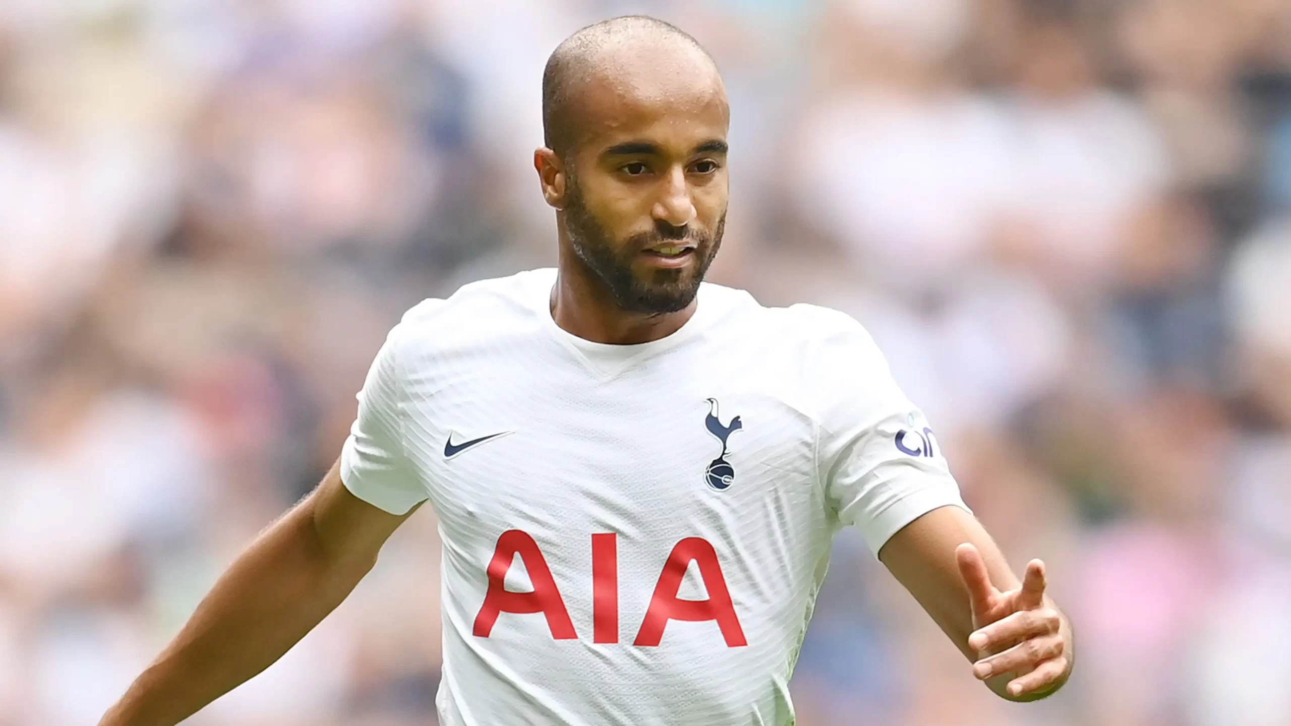 Moura Sends Praises to Richarlison