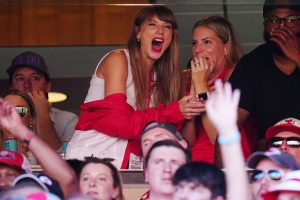After Taylor Swift Showed Up at Arrowhead Stadium, Lots More People Wanted Travis Kelce's Chiefs Jersey, the Sales Went up a Whole Lot, Almost Four Times More!