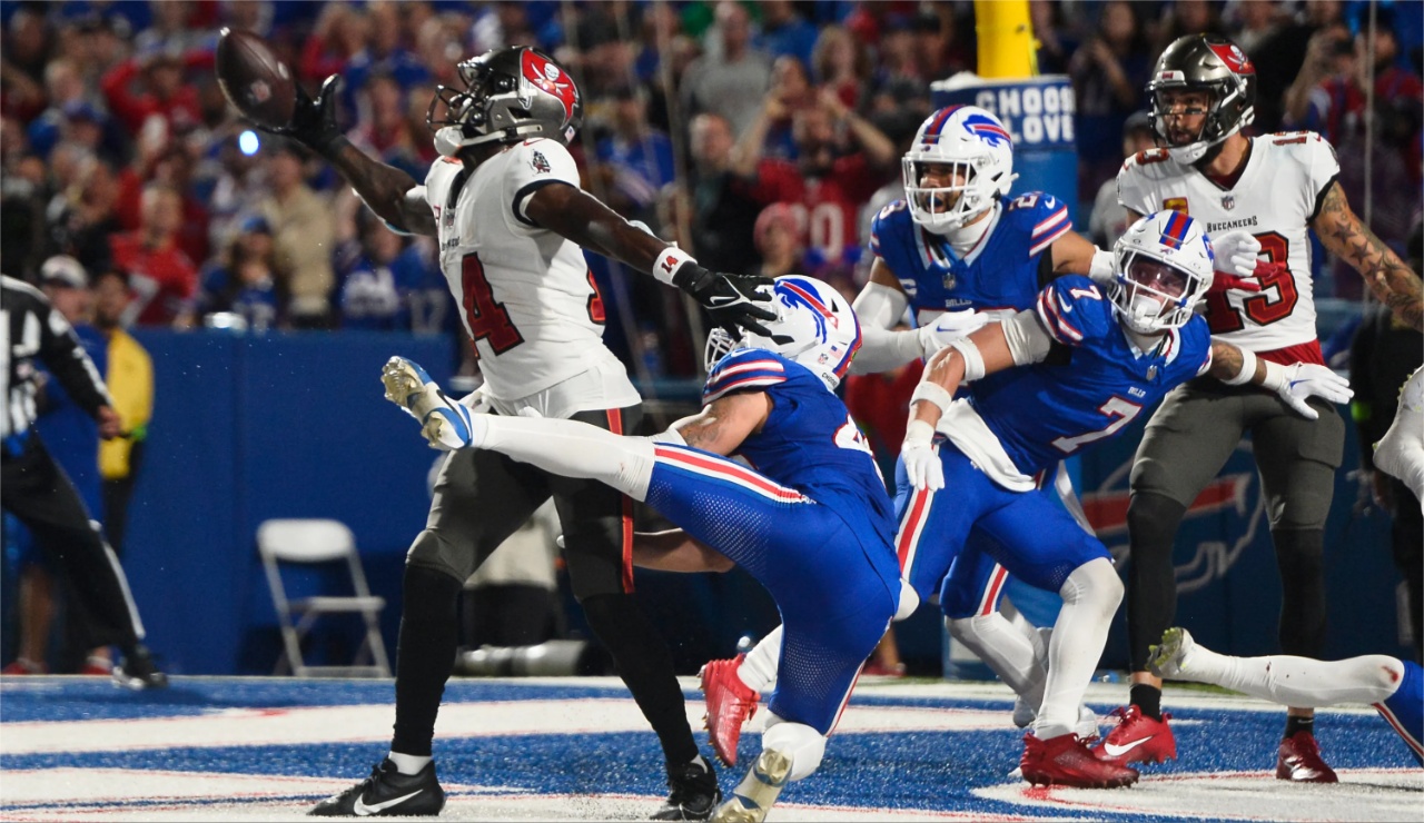Bills Secure Controversial Victory as Uncalled Pass Interference on Hail Mary Raises Eyebrows