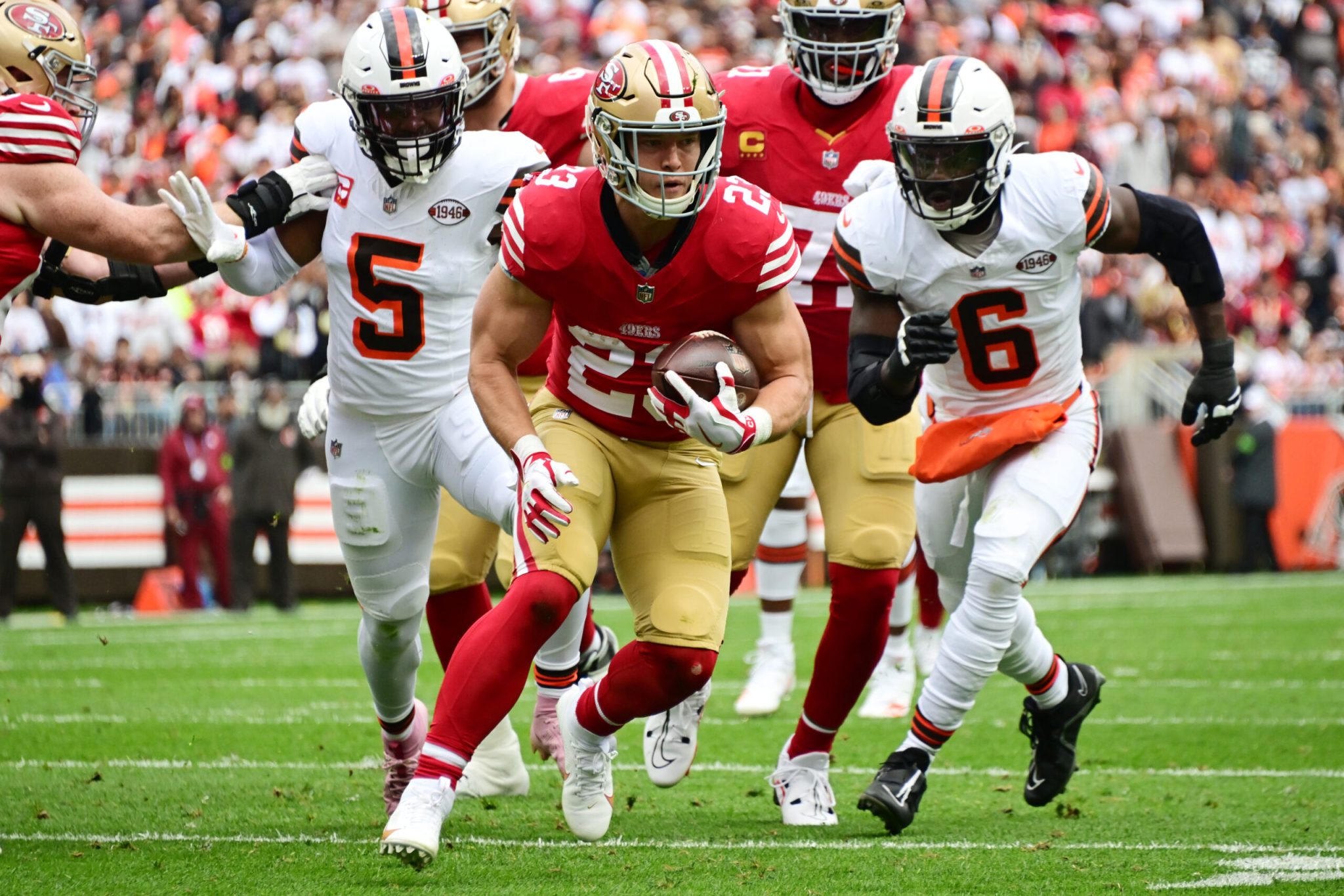 Christian McCaffrey Sidelined Early with Oblique Injury as 49ers Fall