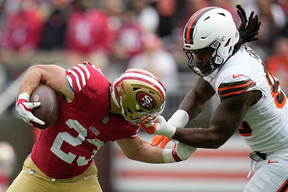 Christian McCaffrey's Grit: Sideline Battle and 49ers' Tough Loss to Browns