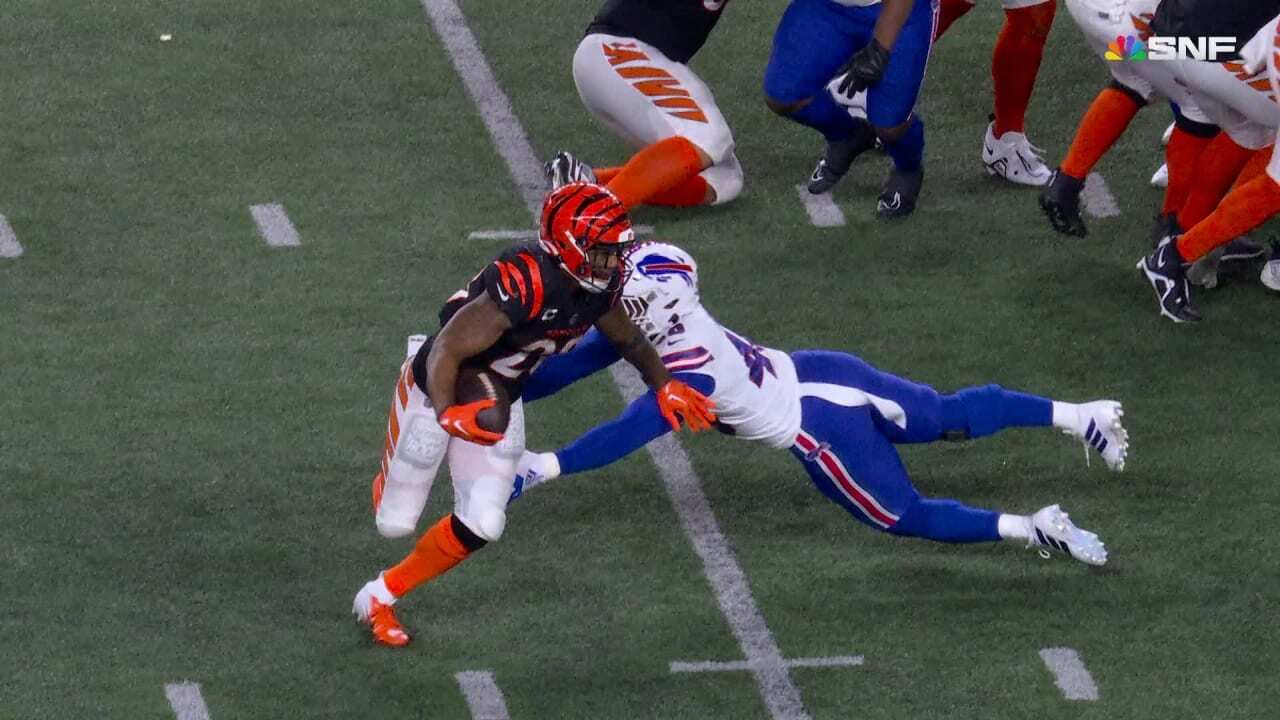 Buffalo Bills Stumble as Von Miller's Impact Falls Short in Face-Off Against Cincinnati Bengals