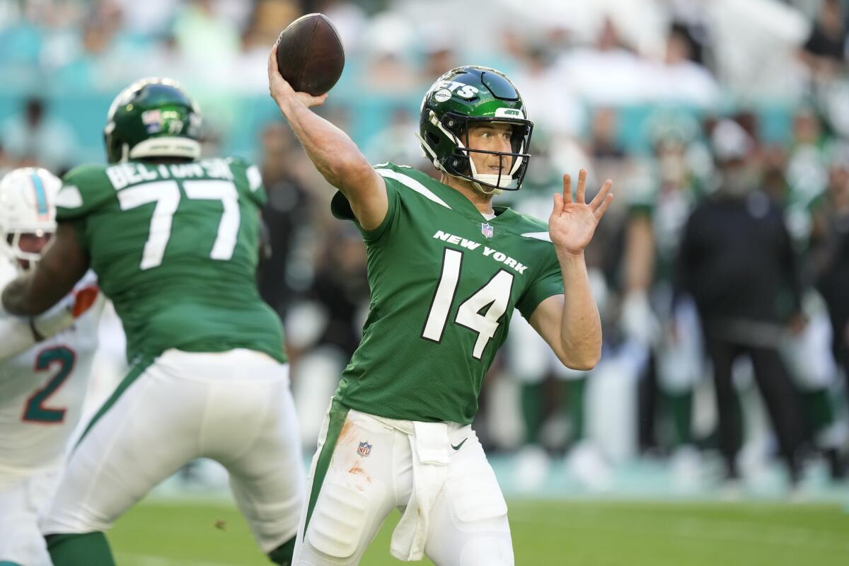 Jets Deal With Quarterback Crisis: Trevor Siemian Takes The Helm As ...