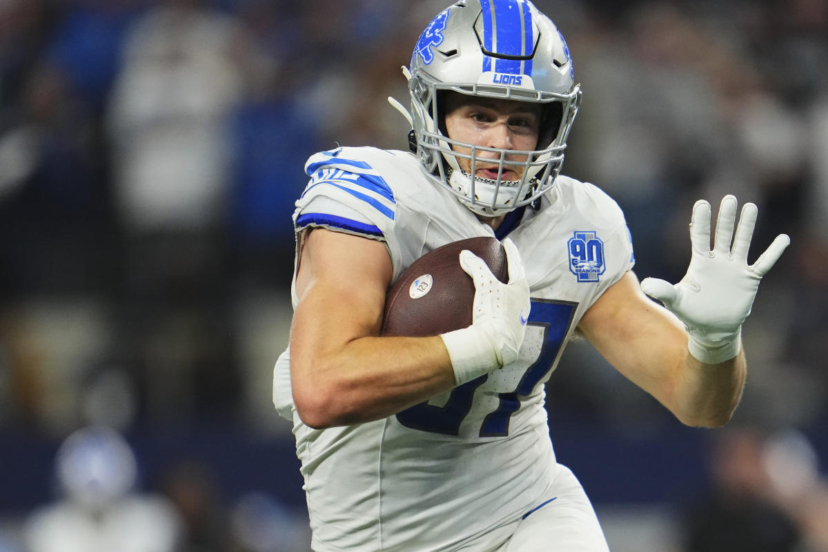 Sam LaPorta active for Lions’ wild-card game vs. Rams after Week 18 knee injury