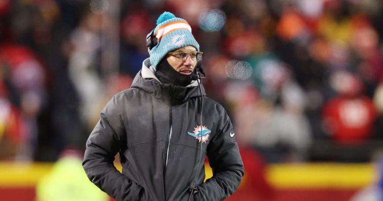 Dolphins’ Mike McDaniel: Chiefs ‘Outcoached Us, Outplayed Us’ in ‘Gut-Wrenching’ Loss