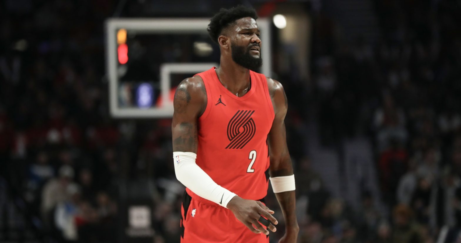 Blazers’ Deandre Ayton Out vs. Nets After Ice Prevents Him From Leaving Neighborhood