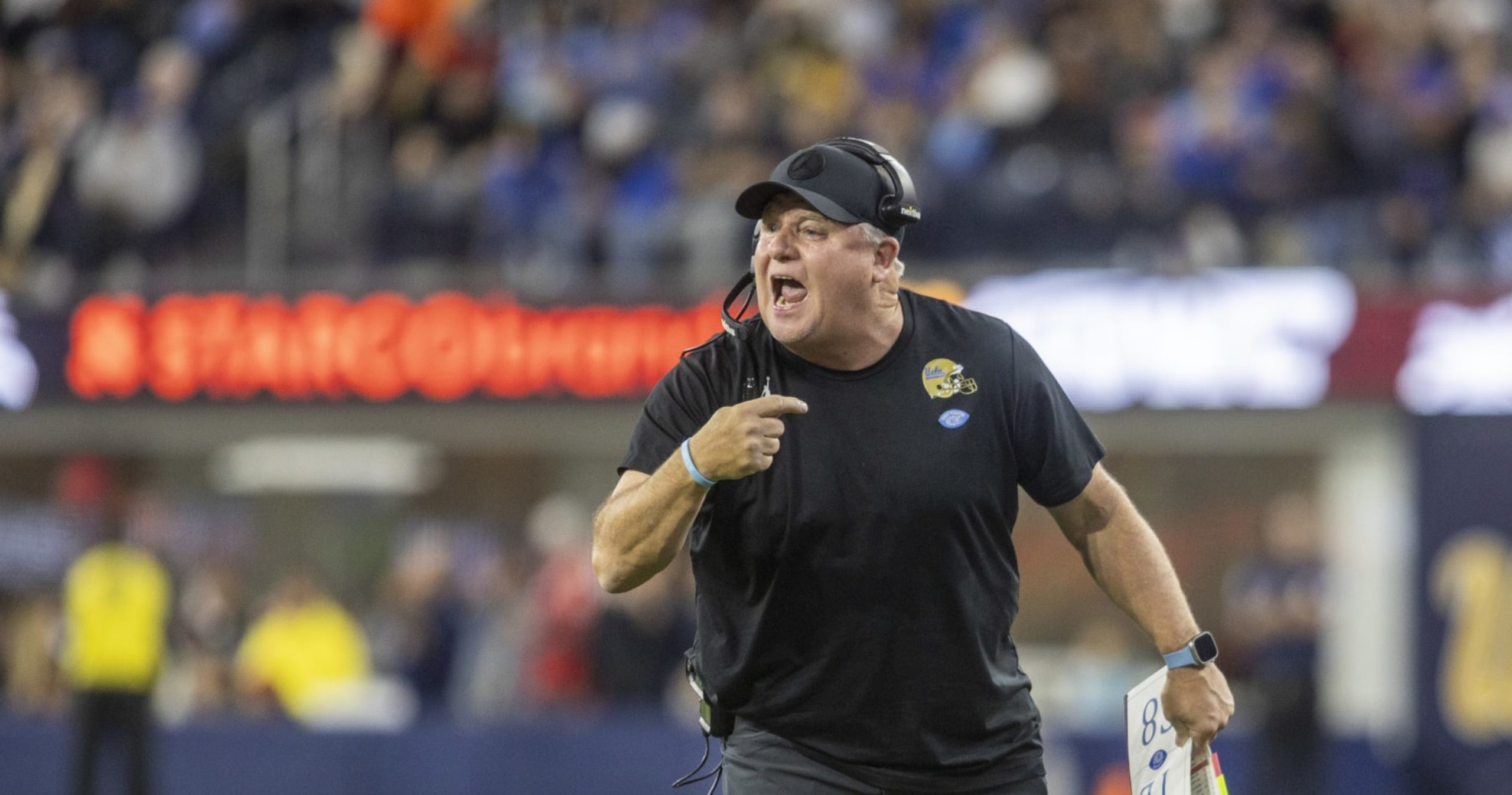 Raiders Rumors: Chip Kelly Eyeing OC Job on Antonio Pierce’s Coaching Staff