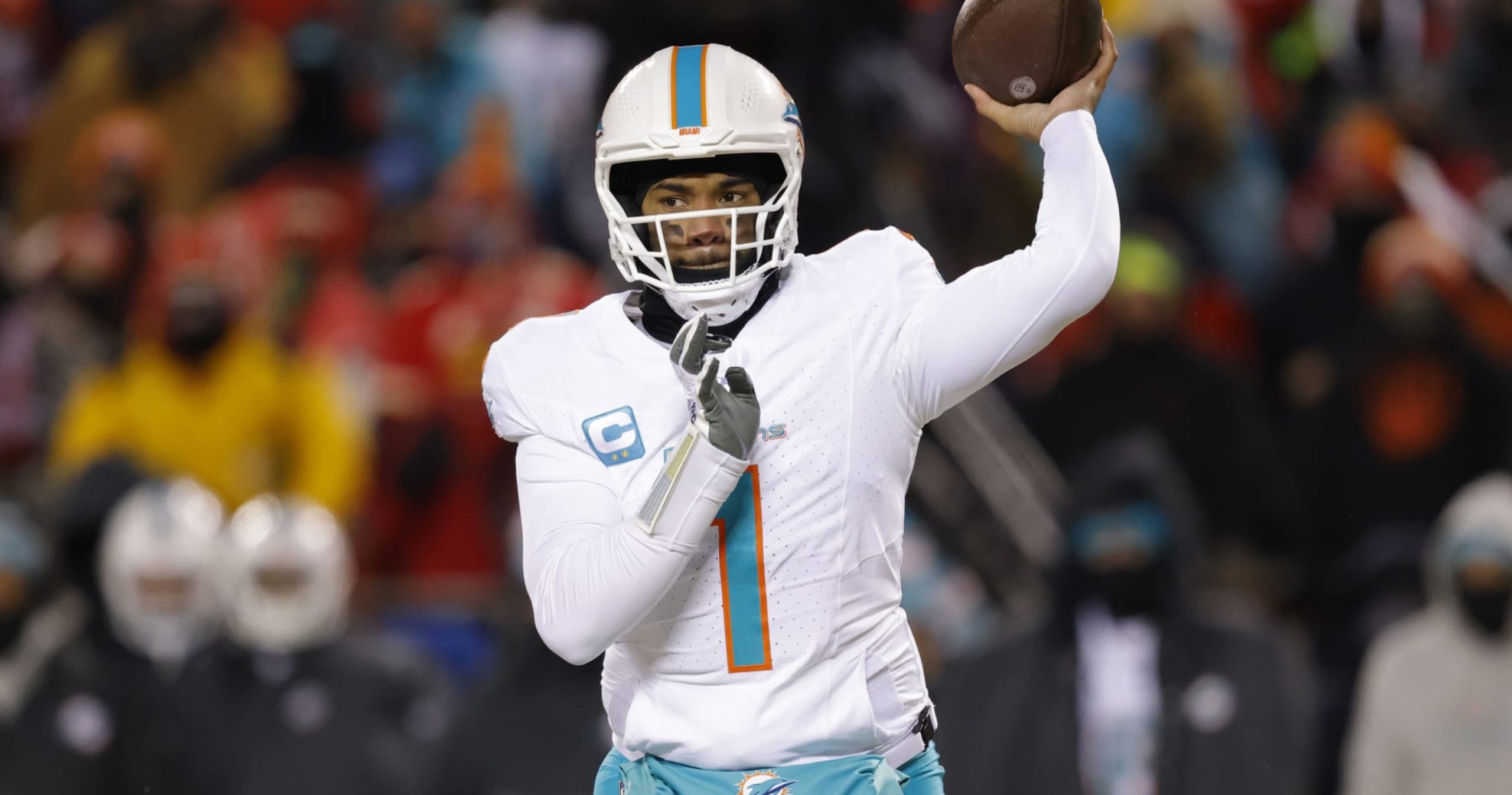 Dolphins’ Tua Tagovailoa Expects New Contract After Pro Bowl Start amid Negotiations