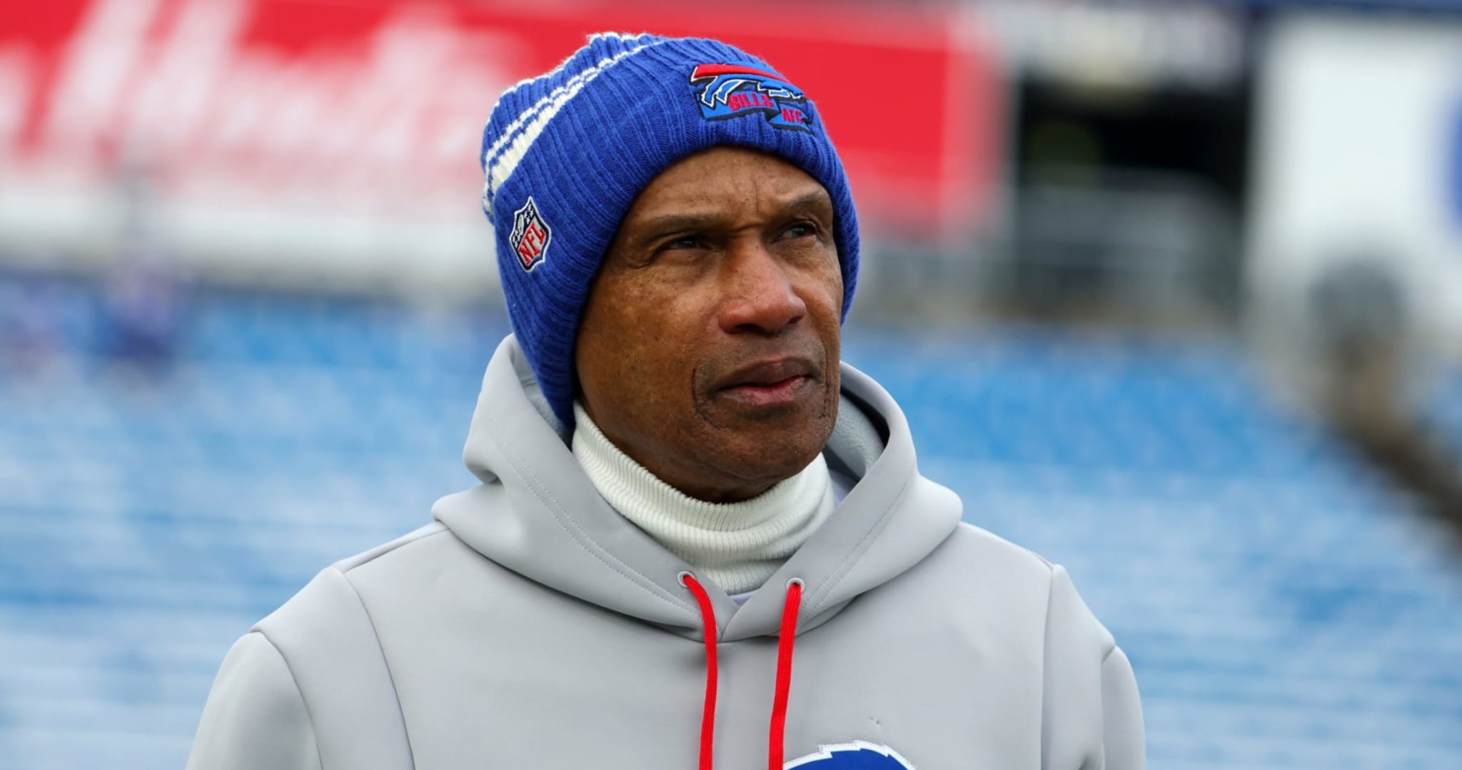 Leslie Frazier Joins Seahawks as Assistant Head Coach Working with Mike