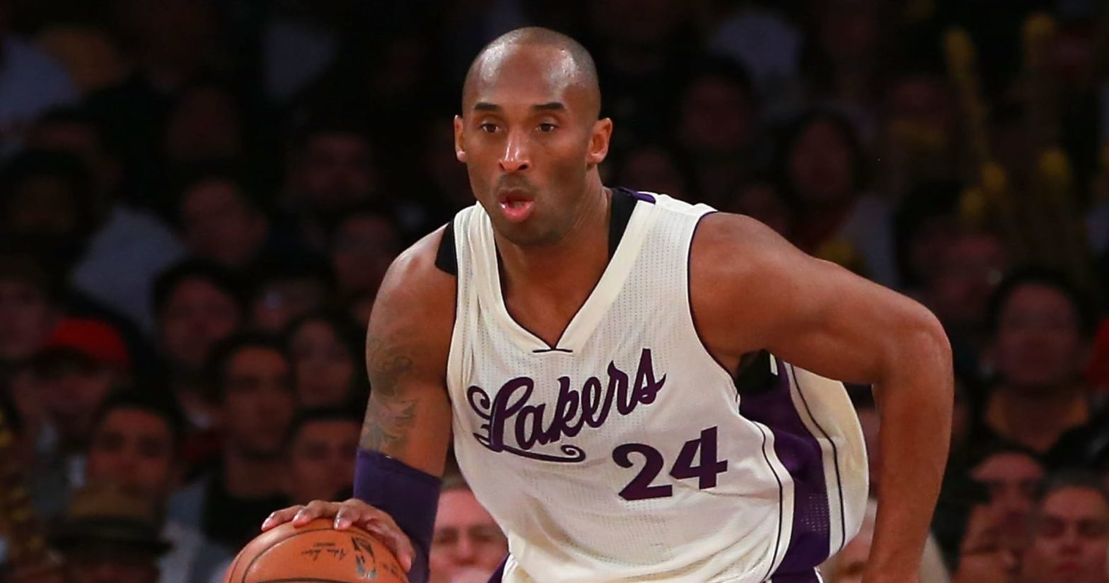 Lakers Announce Return of Kobe Bryant-Designed Black Mamba Jerseys for Nuggets Game