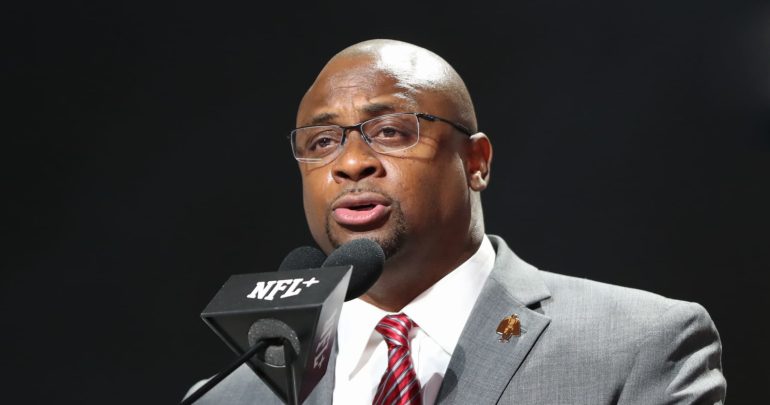 NFL’s Troy Vincent Supports Kickoff Rule Change: ‘It Became a Ceremonial Play’