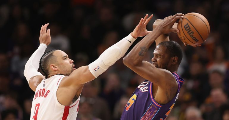 Kevin Durant, Suns Slammed by Fans for Loss to Rockets After Bradley Beal Ejection