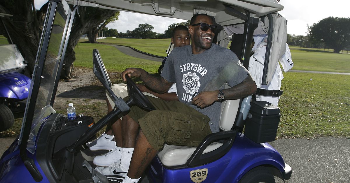 Lakers’ LeBron James, Drake are “strategic investors” in new for-profit PGA Tour