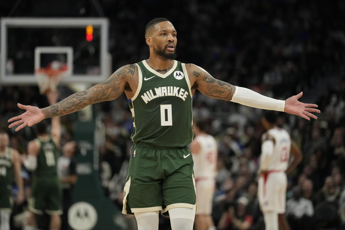 Dame goes off as surging Bucks beat Clippers without Giannis