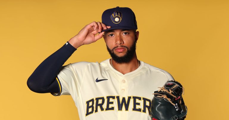 Report: Brewers’ Devin Williams Out 3 Months With Back Injury; Has 2 Stress Fractures