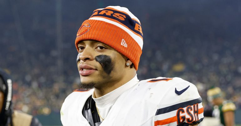 Next NFL Dominoes to Fall After Justin Fields Is Traded from Bears to Steelers