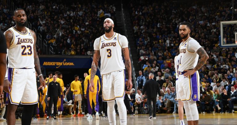 Lakers’ LeBron James, D’Lo Russell Talk Loss of Anthony Davis to Injury vs. Warriors