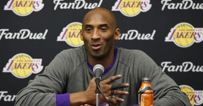 Kobe Bryant’s Father Puts 2000 NBA Championship Ring Up for Auction
