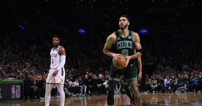 NBA Fans Applaud Celtics’ Jayson Tatum in Win vs. Lillard, Bucks with Giannis Out