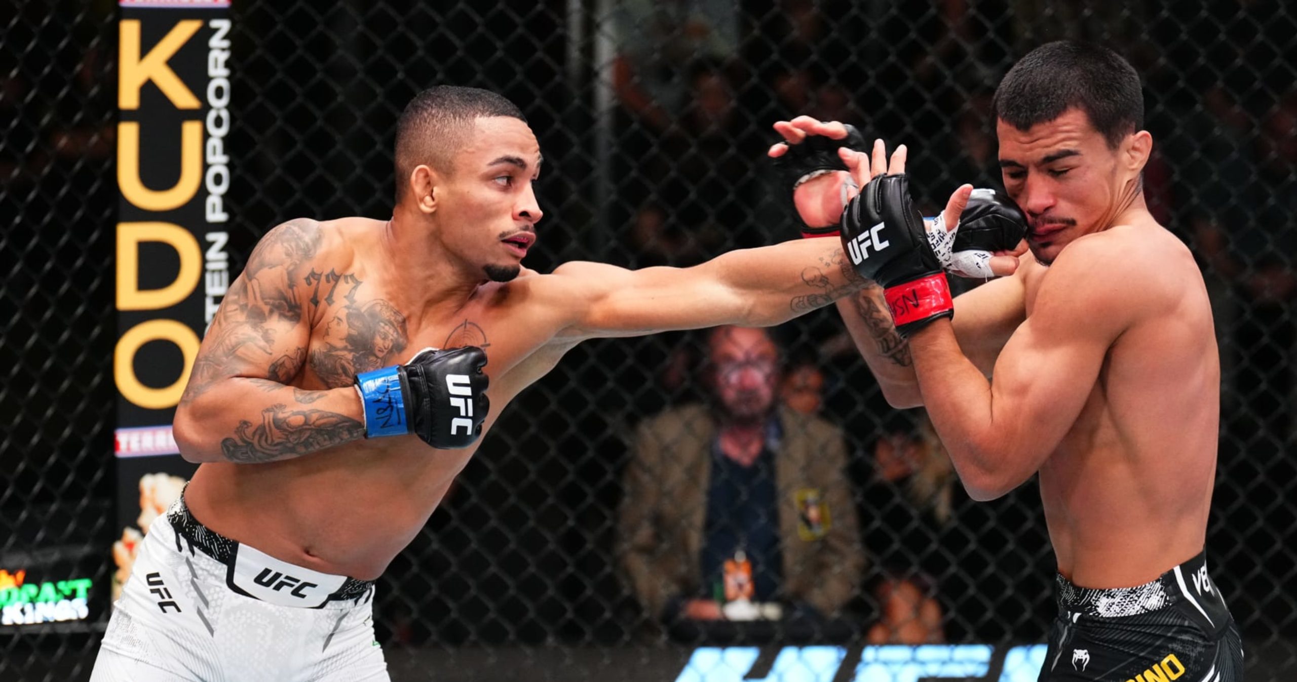 Video: Igor Severino Disqualified for Biting Andre Lima During UFC Vegas 89 Fight
