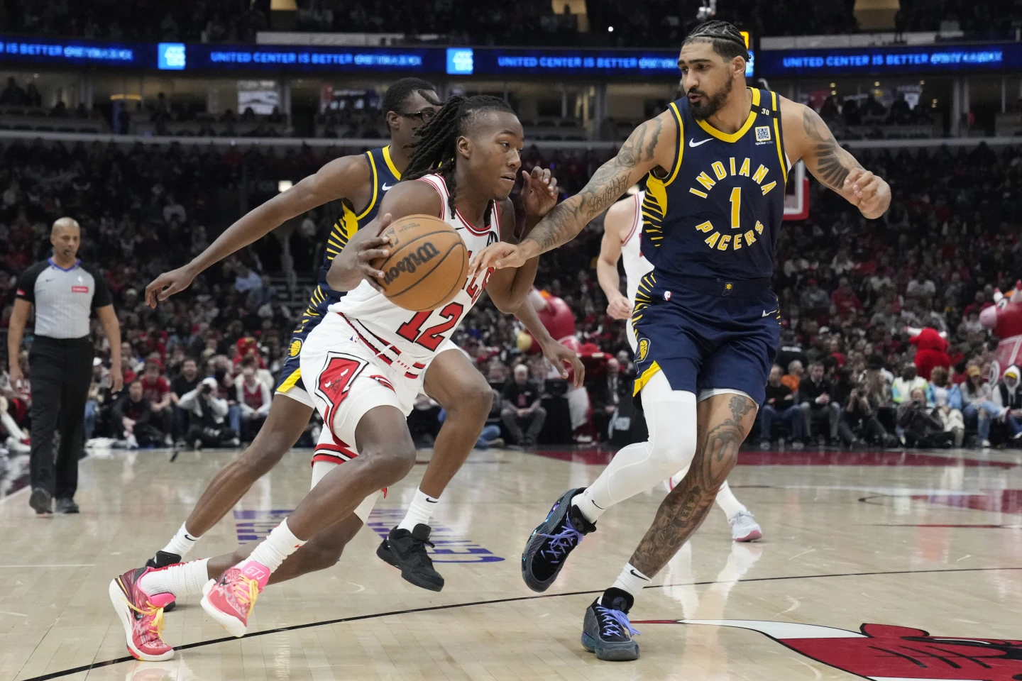 DeRozan and Vucevic guide Chicago Bulls to a 125-99 victory over Indiana Pacers, halting a 3-game losing streak