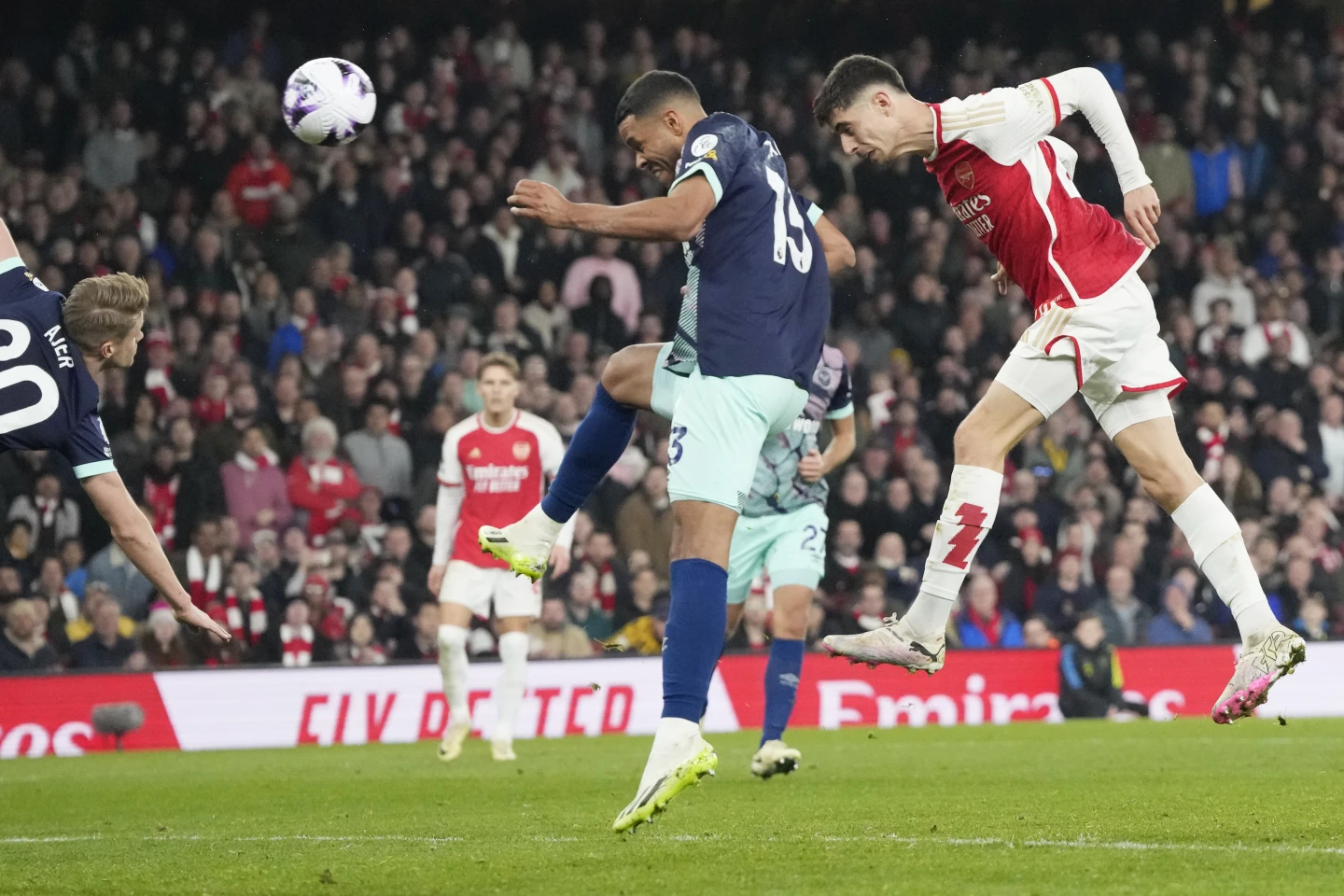 Havertz nets decisive goal as Arsenal edges past Brentford 21