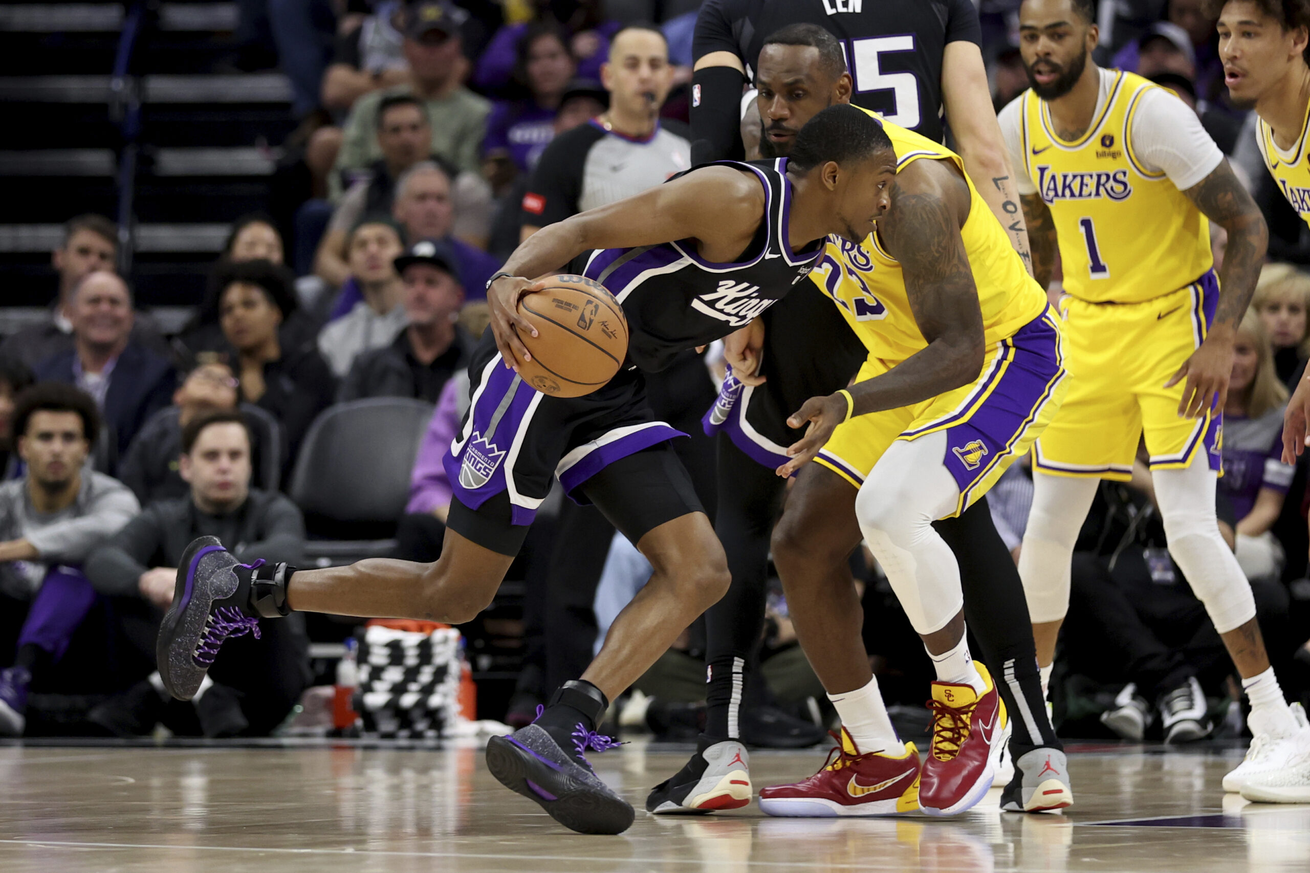 Key Takeaways: Domas and Barnes Propel Kings to Season Sweep of Lakers