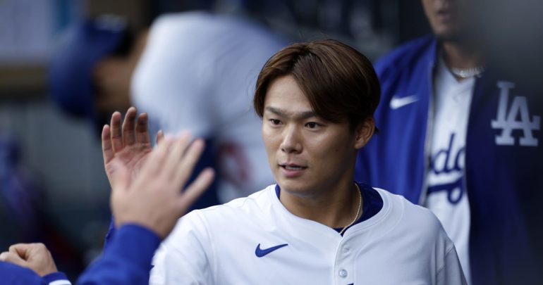 Shohei Ohtani, Dodgers Manager Praise Yamamoto After 1st Home Start of $325M Contract