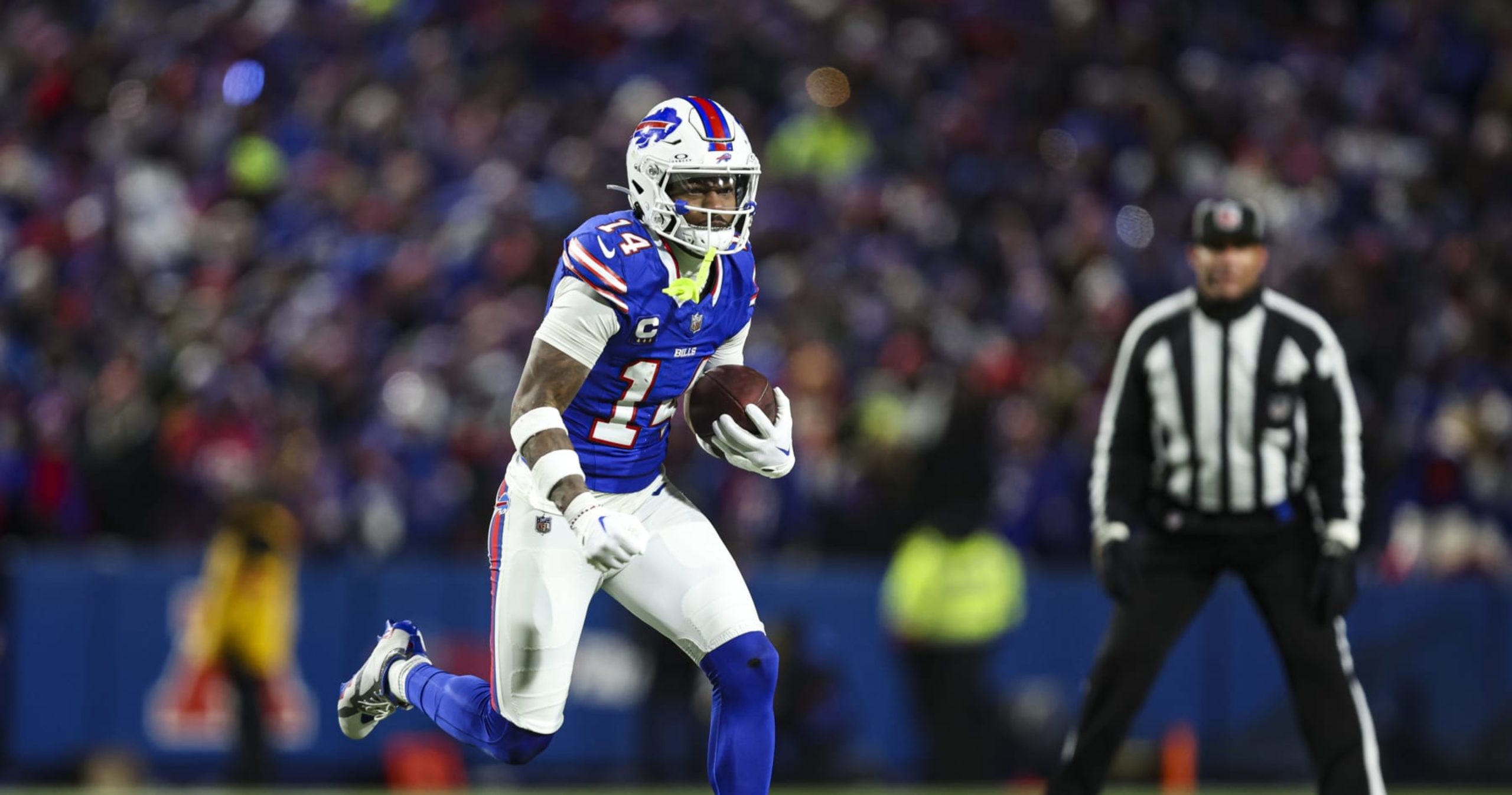 Bills’ Stefon Diggs Questions Fan Downplaying WR’s Impact on Josh Allen’s Success