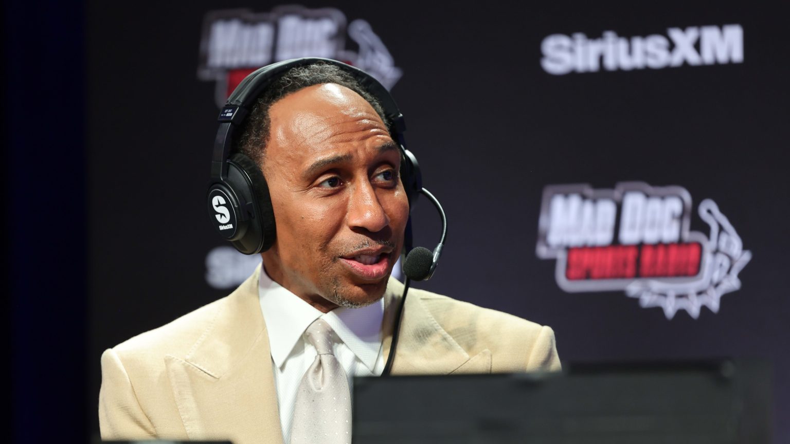 Stephen A. Smith Throws Shade At Dallas Cowboys Over Texans' Stefon ...