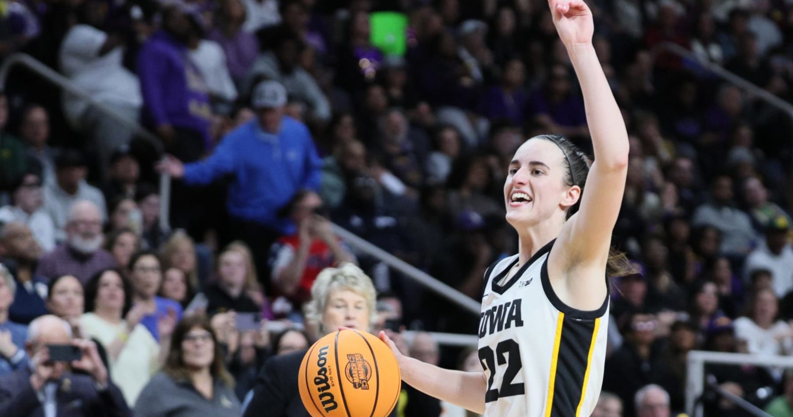 Iowa’s Caitlin Clark Named AP WCBB Player of the Year for 2nd Straight Season