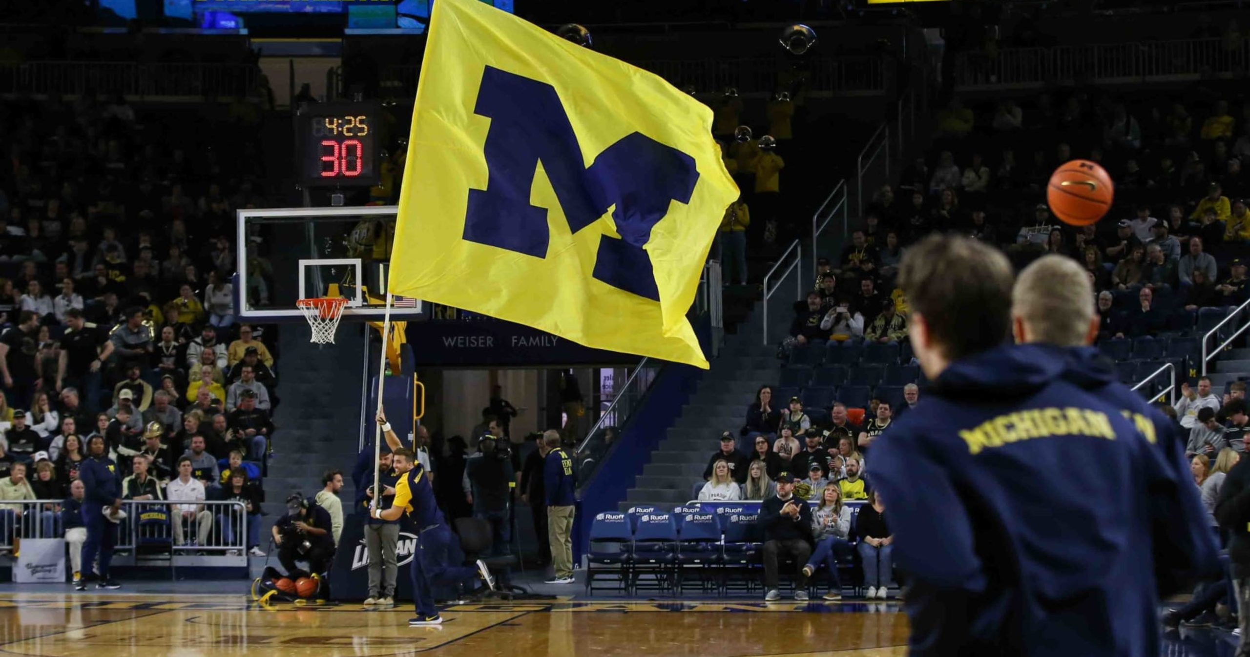 Scottie Pippen’s Son Justin, 4-Star Guard, Commits to Michigan over Stanford, Cal