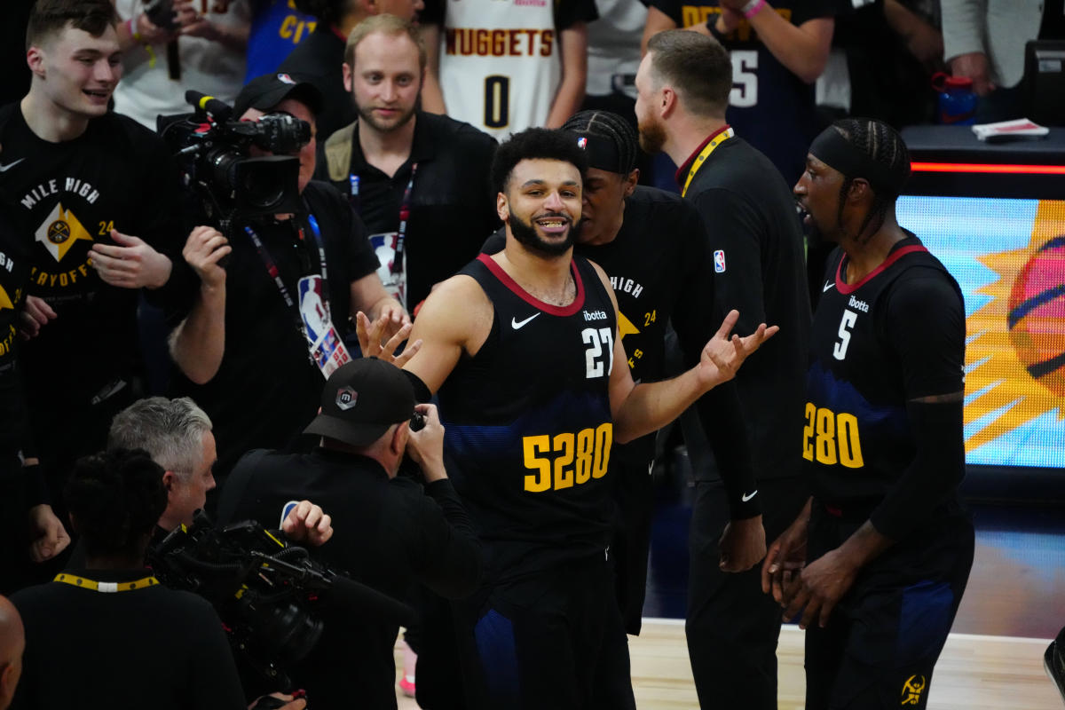 Jamal Murray hits wild buzzer-beater to lift Nuggets past Lakers