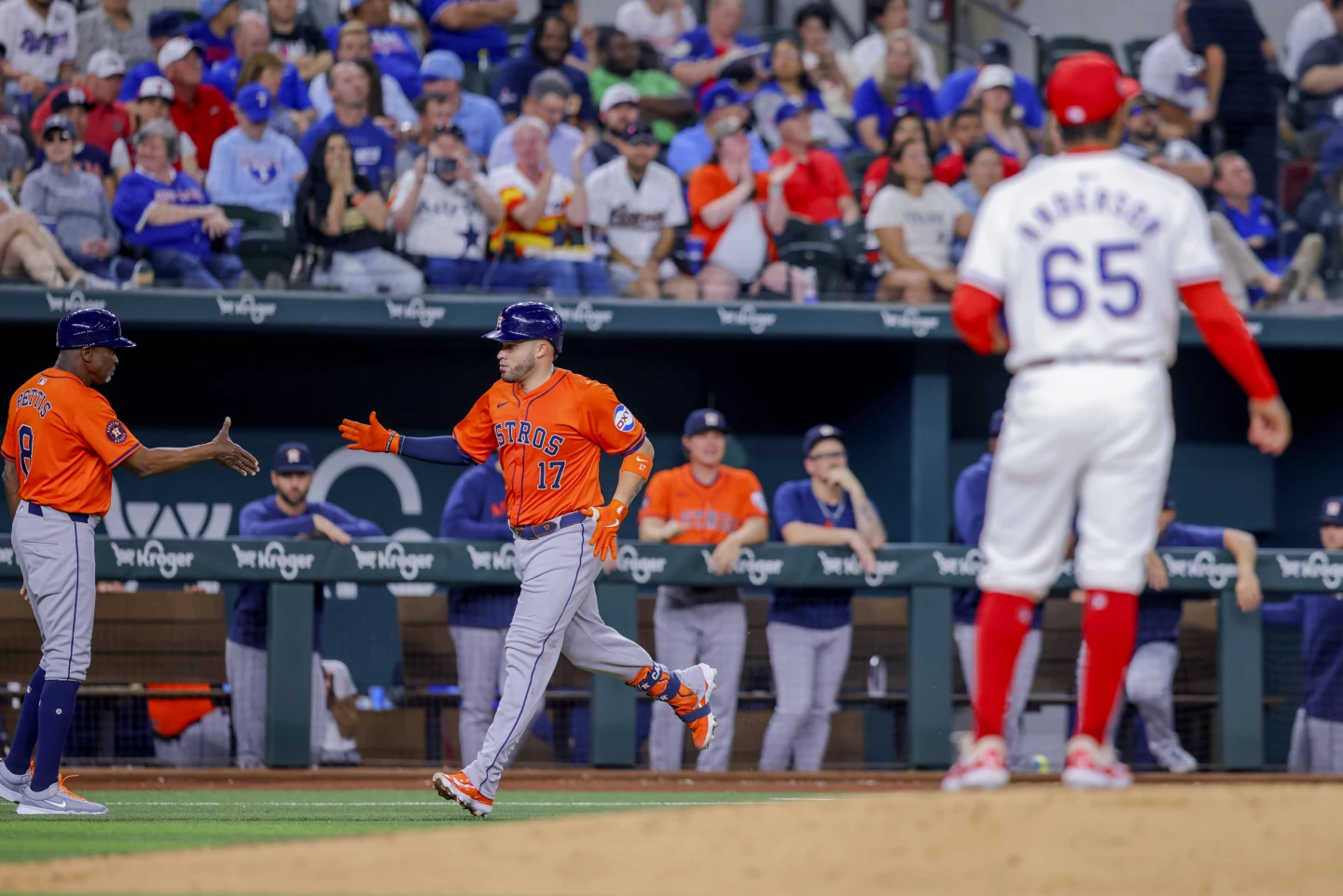 Alvarez and Caratini hit home runs as the Houston Astros defeat the