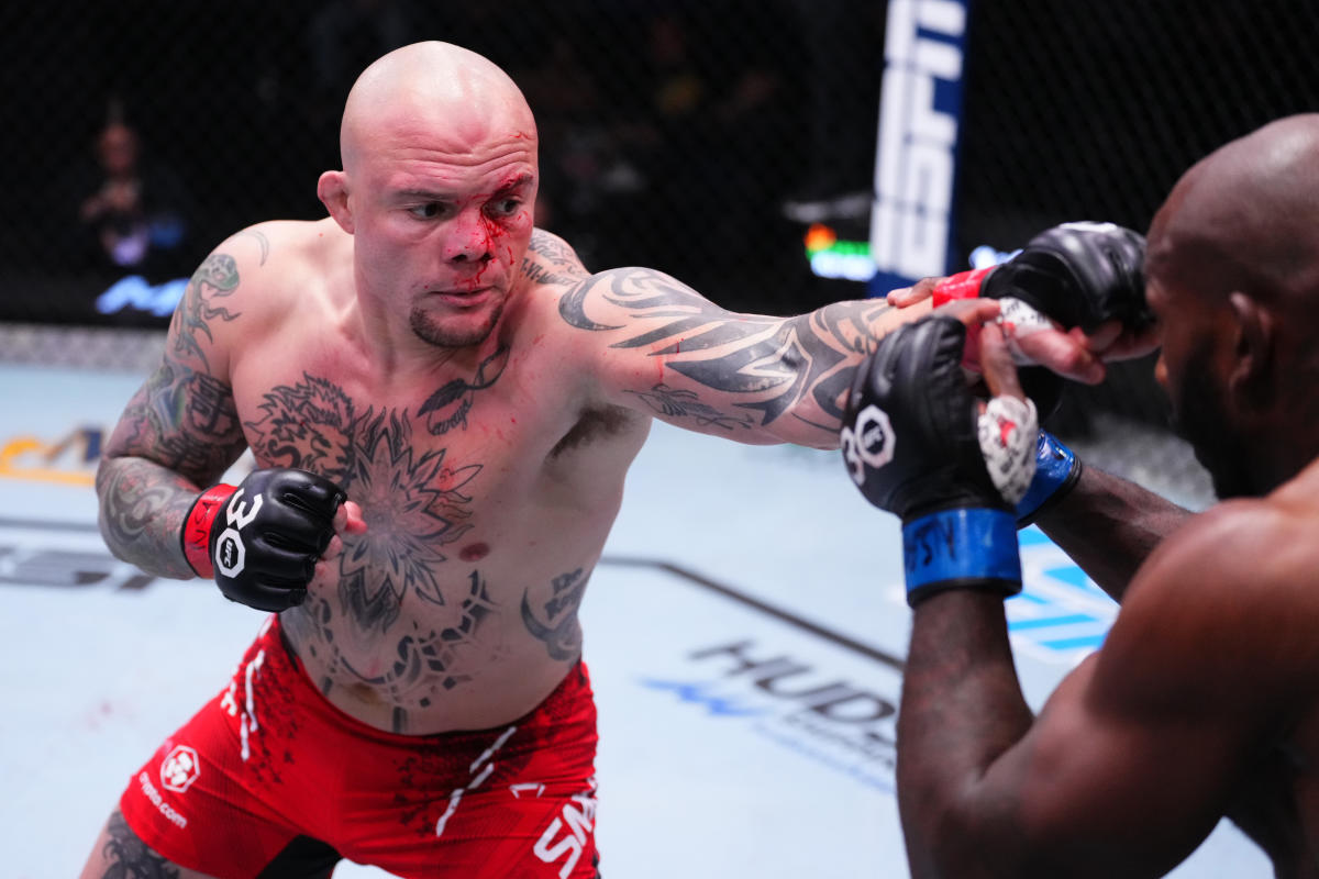 UFC 301: Anthony Smith confronts career reality after reconciling with the man who knocked his teeth out