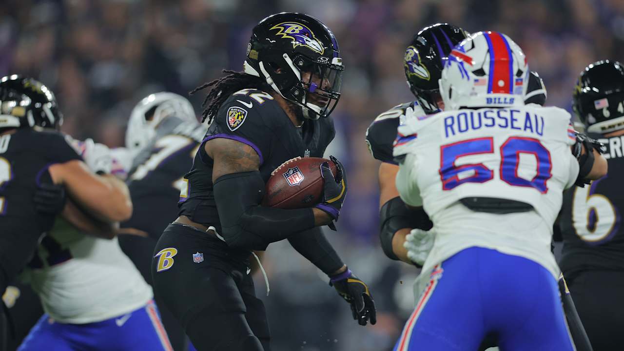 Derrick Henry's Electrifying 87-Yard Run Sparks Ravens' Dominant Win Over Undefeated Bills