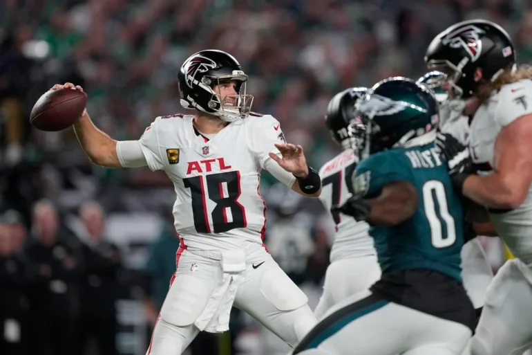 Falcons Win 22-21 as Cousins’ Last-Minute Touchdown, Barkley’s Drop, Lead to Eagles' Collapse