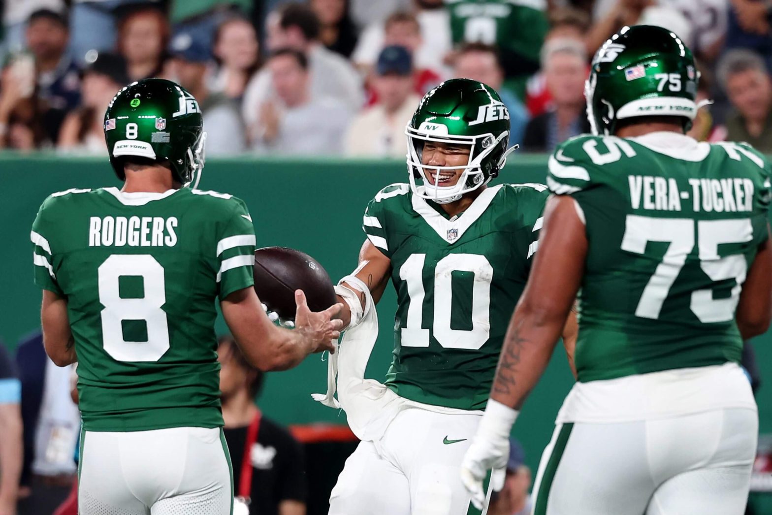 Jets Secure Convincing Win Over Patriots, Highlighting Rodgers’ Leadership