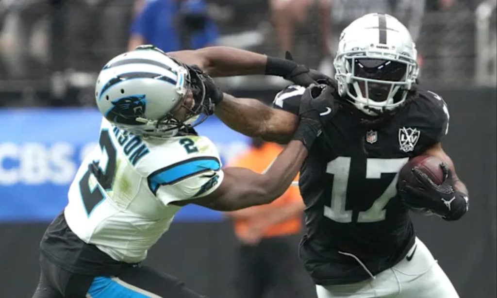 Las Vegas Raiders Prepare for Tough Challenge Against Cleveland Browns