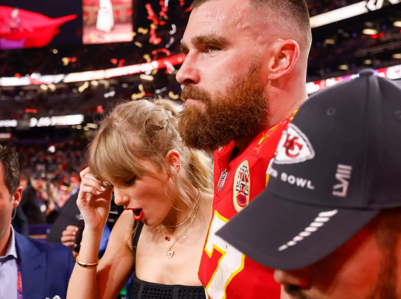 Travis Kelce’s Slow Start Raises Concerns and Sparks Debate About Taylor Swift’s Influence on His Game