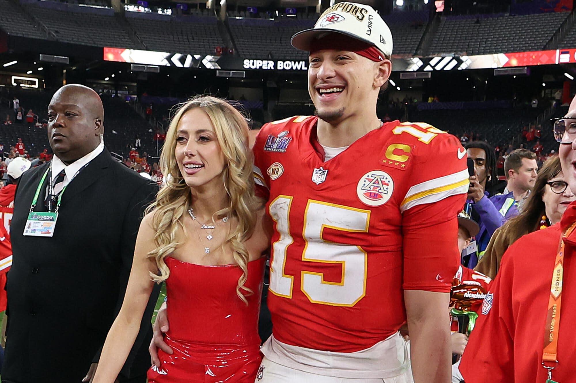 Brittany Mahomes Rocks Chiefs Red in Chic Maternity Look, Celebrates Patrick’s Historic Game