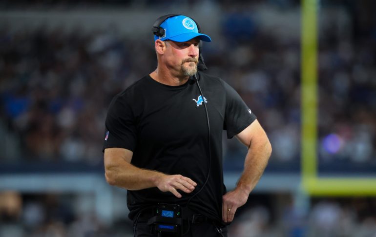 Dan Campbell Responds with Humor to Chris Christie's Criticism Over Lions' Trick Plays in Win Against Cowboys