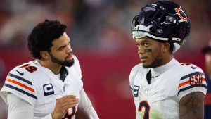 Bears' Loss to Cardinals Overshadowed by D.J. Moore's Bizarre Mid-Play Walk-Off