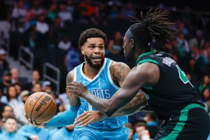 Celtics’ Win Over Hornets Marred by Grant Williams’ Flagrant Foul on Tatum, Sparking Tensions