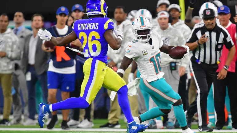 Dolphins Overcome Rams 23-15, Ending Losing Streak and Keeping Slim Playoff Hopes Alive