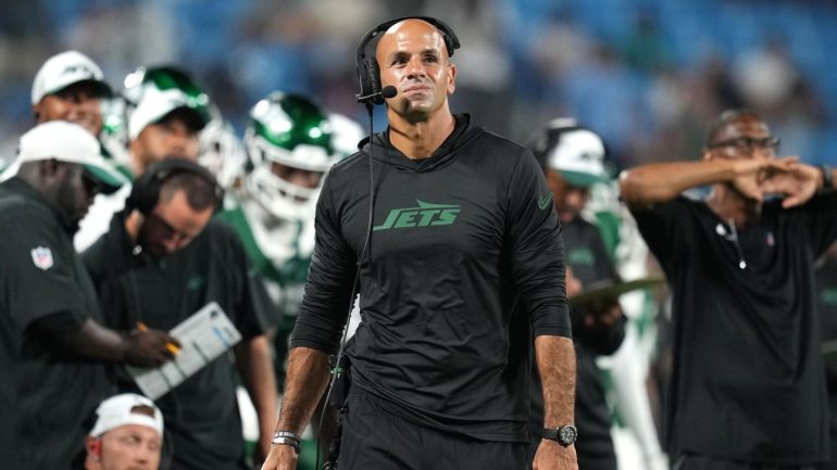 Jets Face Turmoil After Coaching Changes and Losses, Strive for Turnaround Amidst Low Morale