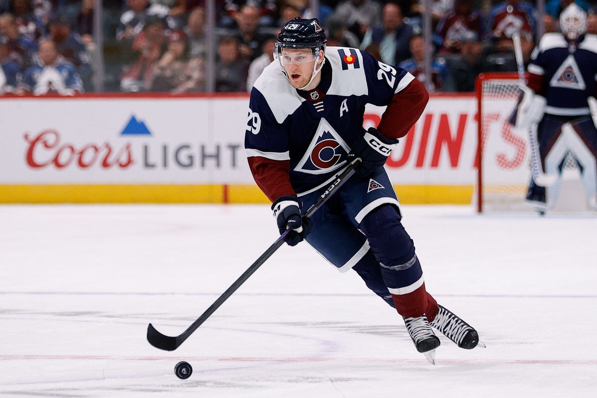 Nathan MacKinnon