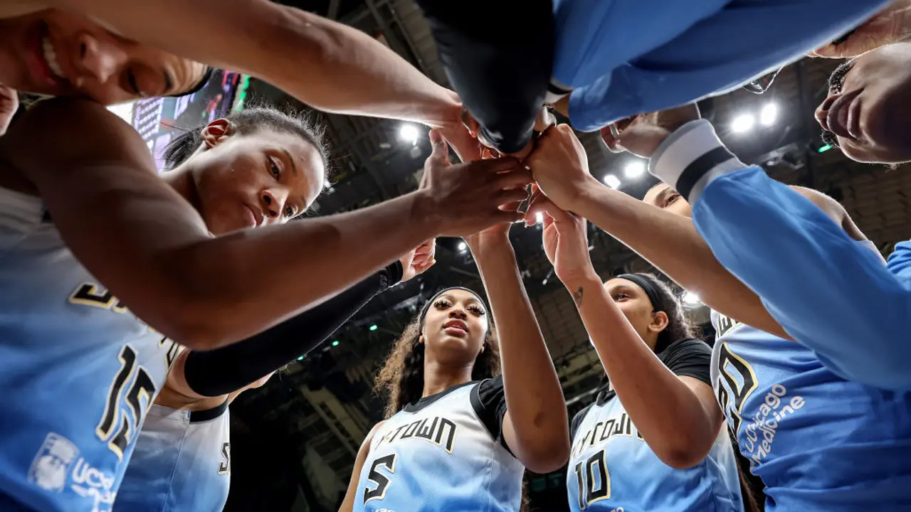 Women’s Sports Gain Ground in Bars and Restaurants as WNBA Popularity Surges