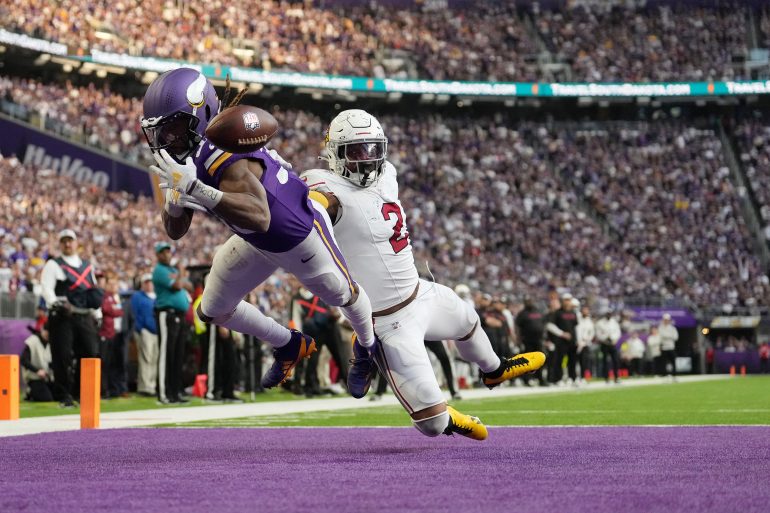 Aaron Jones Overcomes Fumbles to Score Game-Winning Touchdown in Vikings' Win Over Cardinals